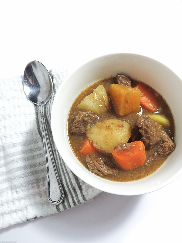 Simple & Easy Beef Stew - Using simple ingredients, this easy recipe is full of unhindered beef flavour and is comfort food at its best!